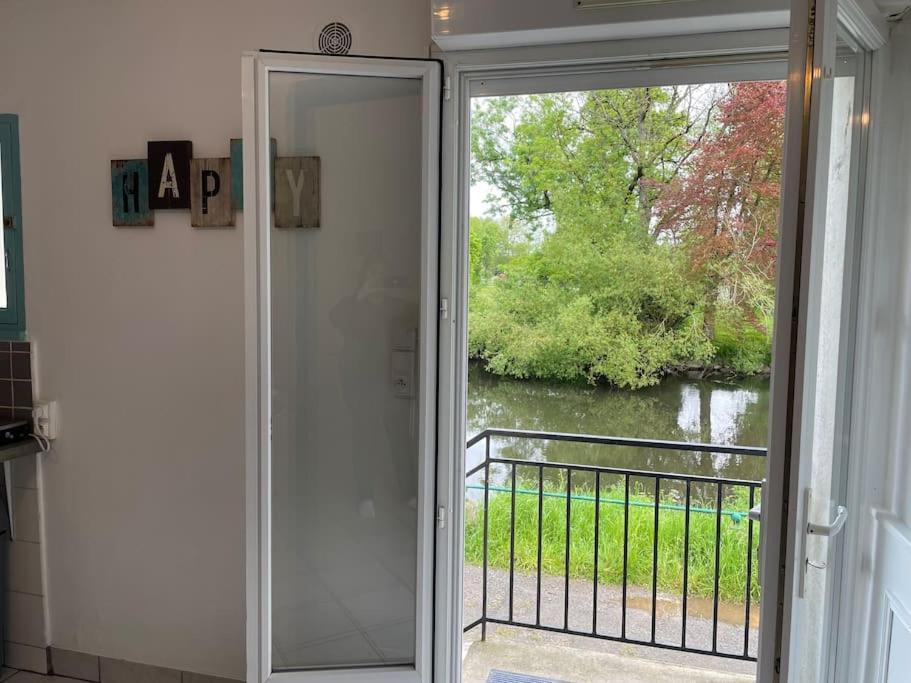 Ferienwohnung Les Berges De L'Oust Malestroit Exterior foto