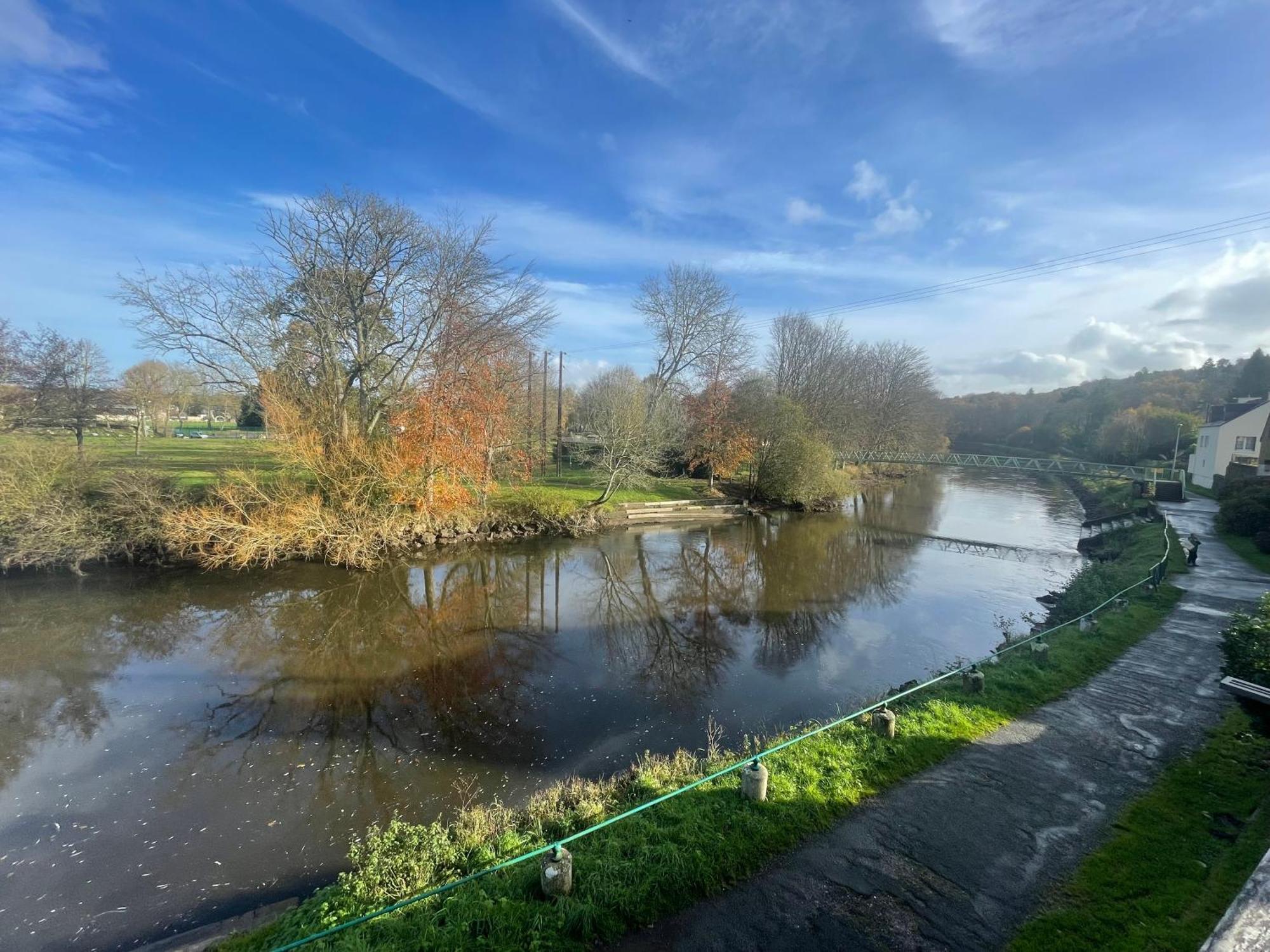 Ferienwohnung Les Berges De L'Oust Malestroit Exterior foto