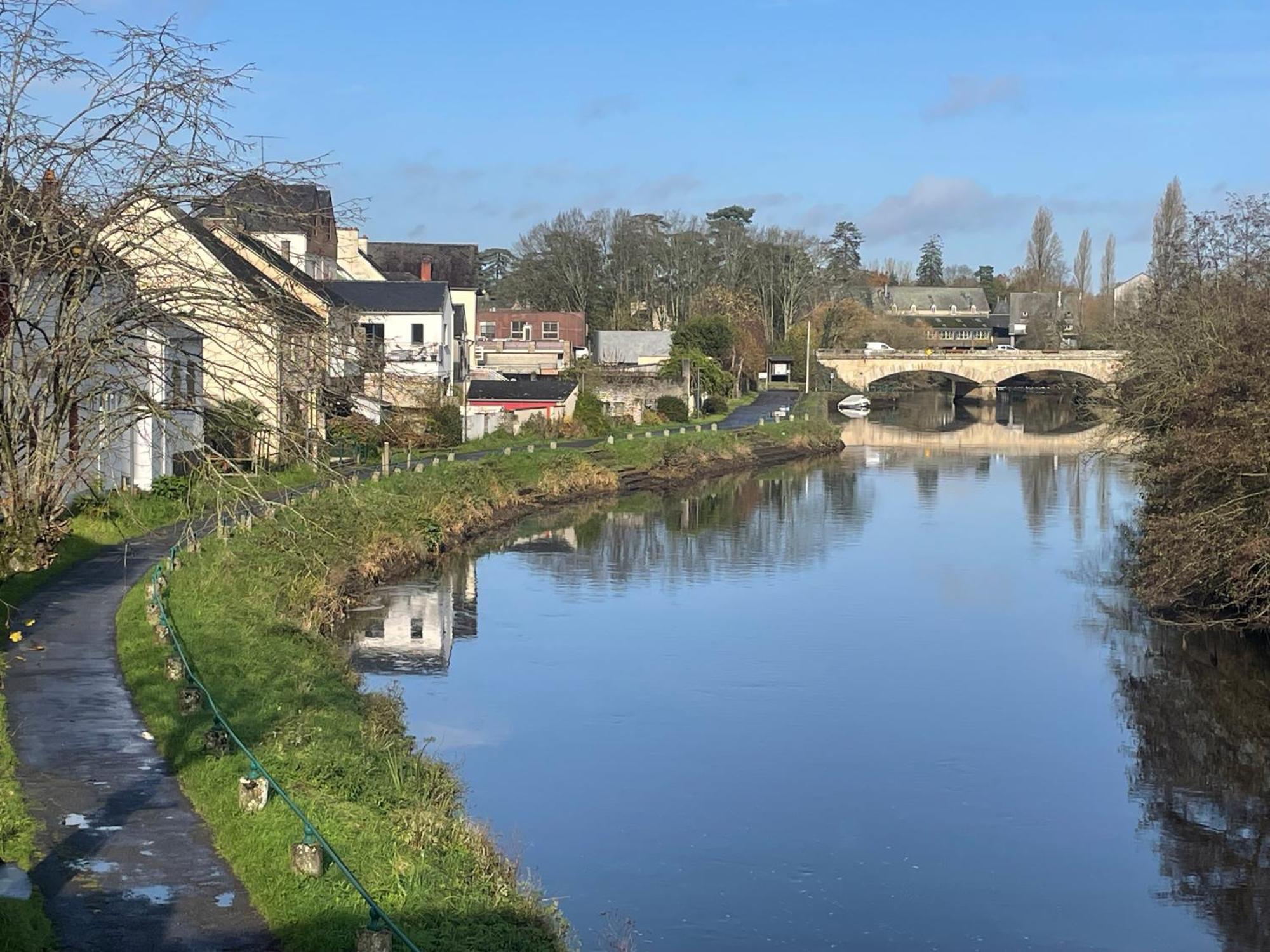 Ferienwohnung Les Berges De L'Oust Malestroit Exterior foto